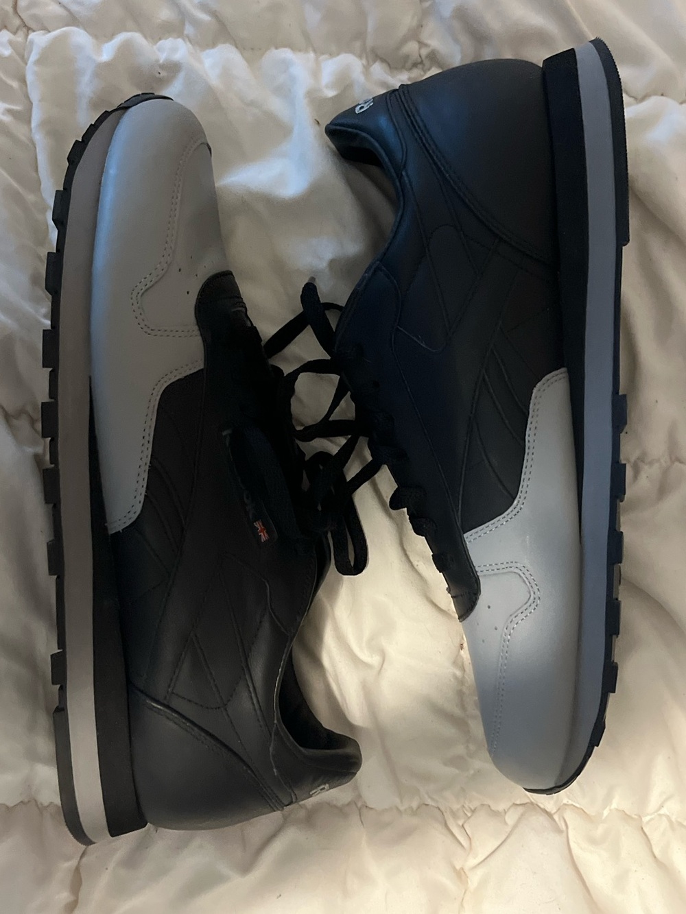 Reebok Men's Classic Low-top Leather Sneakers